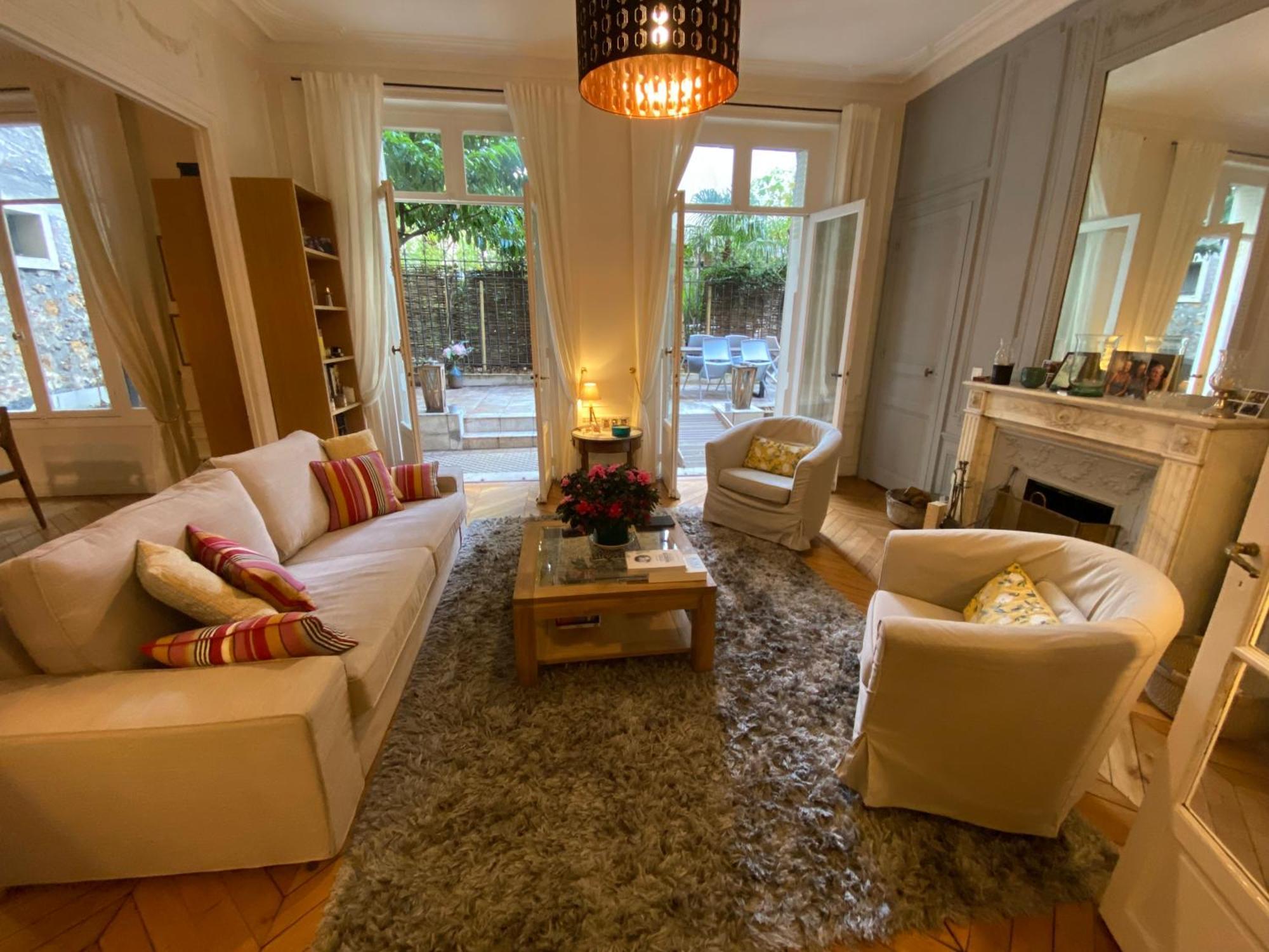 Apartment Magnifique Avec Terrasse A Cote De La Tour Eiffel